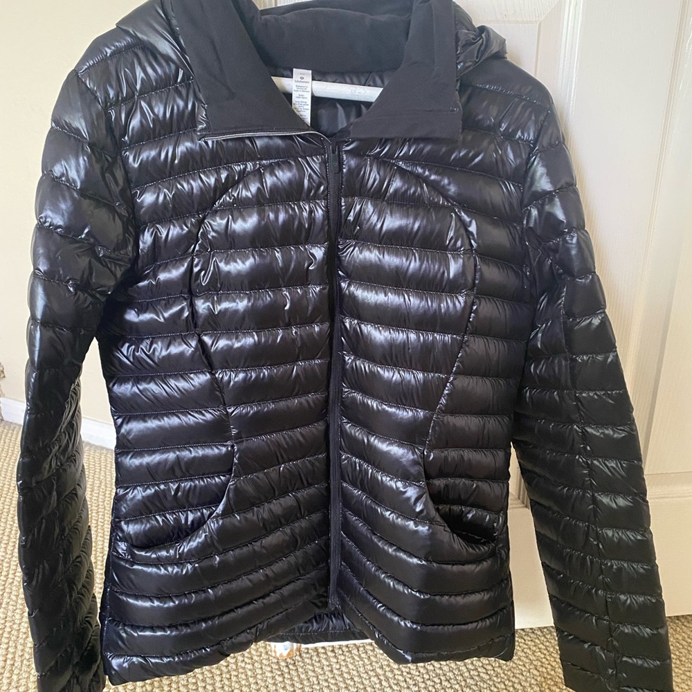 Black Quilted Puffer Jacket with Hood and Slim Fit